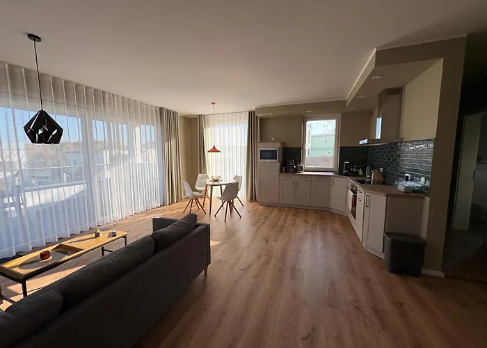 Christa شقة Neukieritzsch